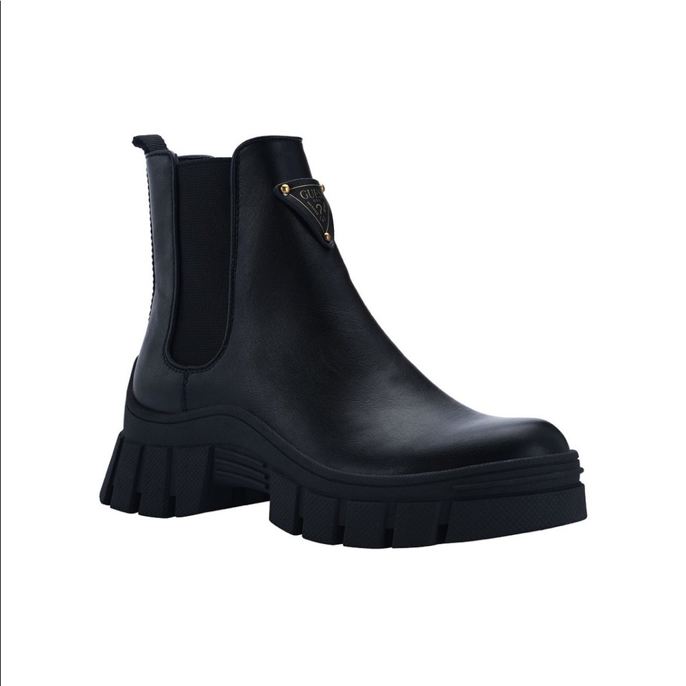 GUESS Hestia bootie- Black Leather; Size 8